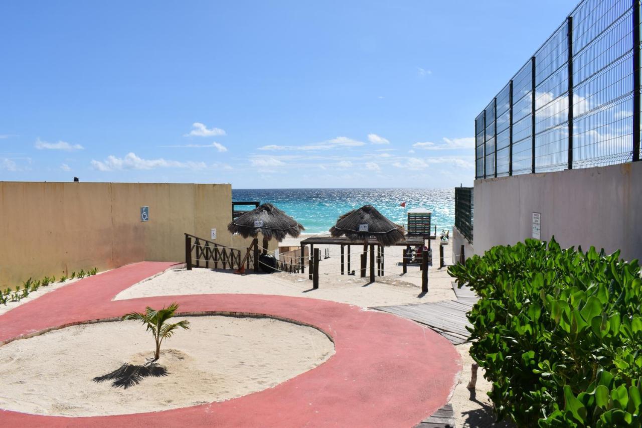 Quintas Del Seaside Appartement *